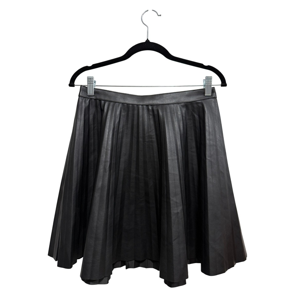 Express Black Faux Leather Pleated Mini Skirt 6 S High Waist Back Zip A-Line